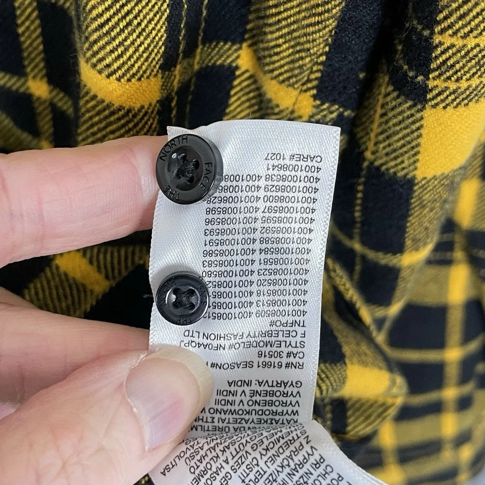 The North Face Arroyo Flannel Button Up Shirt Men M Yellow Black Gorpcore Hiking